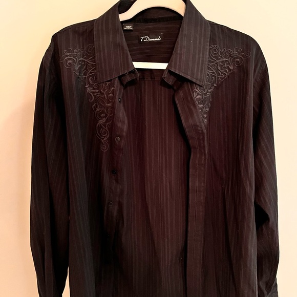 Men’s Dress Shirt - Picture 1 of 2